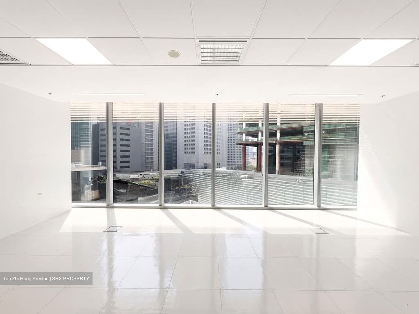 Ocean Financial Centre (D1), Office #601928541